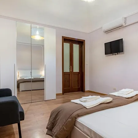 Apartment Manzoni *